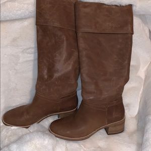 Ugg boots brand new, no tags